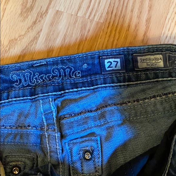 Jeans - Picture 3 of 4